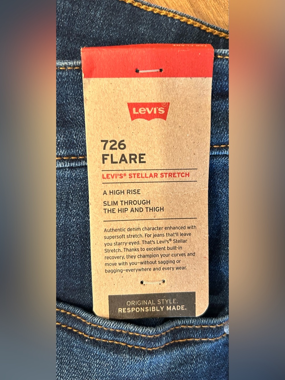 Levi's Women's Dark Blue Flare Jeans 726 size 29 - Picture 4 of 6